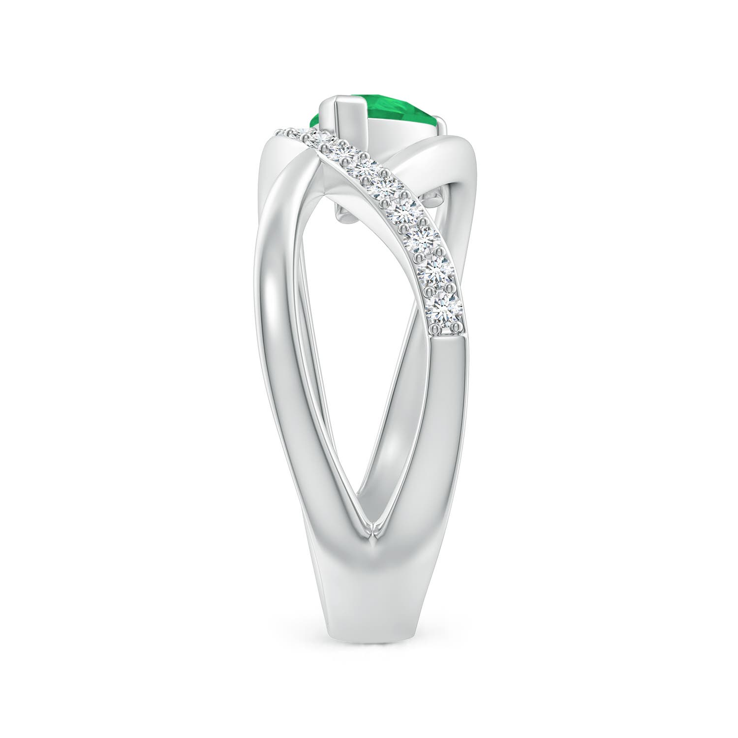 A - Emerald / 0.82 CT / 14 KT White Gold