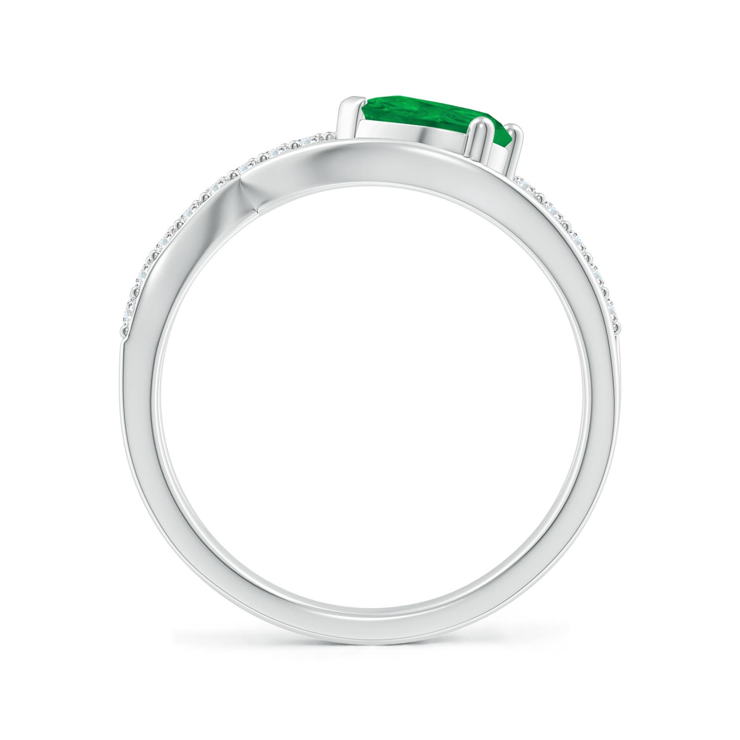 AA - Emerald / 0.82 CT / 14 KT White Gold