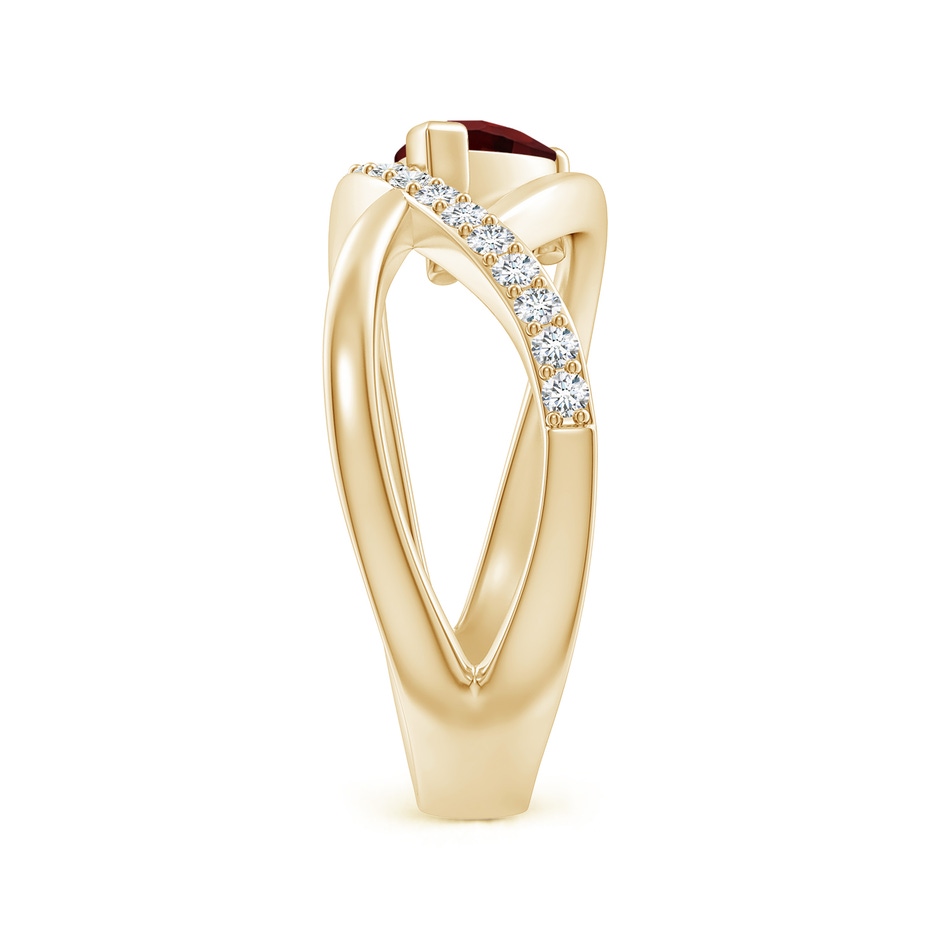 7x5mm AAA Criss Cross Pear Shaped Garnet Ring with Diamond Accents in Yellow Gold side 299