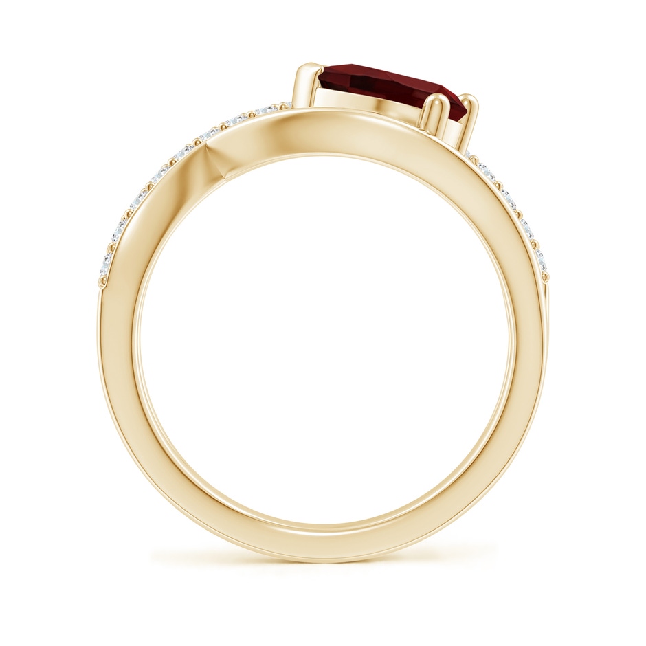 8x6mm AAA Criss Cross Pear Shaped Garnet Ring with Diamond Accents in Yellow Gold side 199