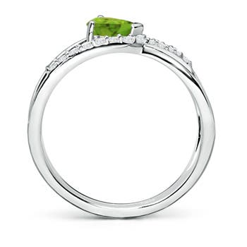 AAA - Peridot / 0.62 CT / 14 KT White Gold