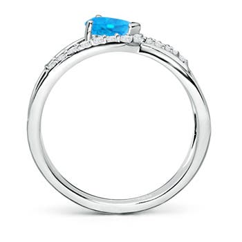 AAAA - Swiss Blue Topaz / 0.7 CT / 14 KT White Gold