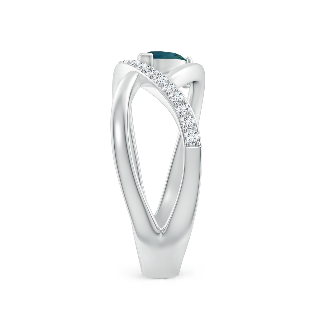 6x4mm AAA Criss Cross Pear Shaped Teal Montana Sapphire Ring with Diamonds in P950 Platinum - body_hand