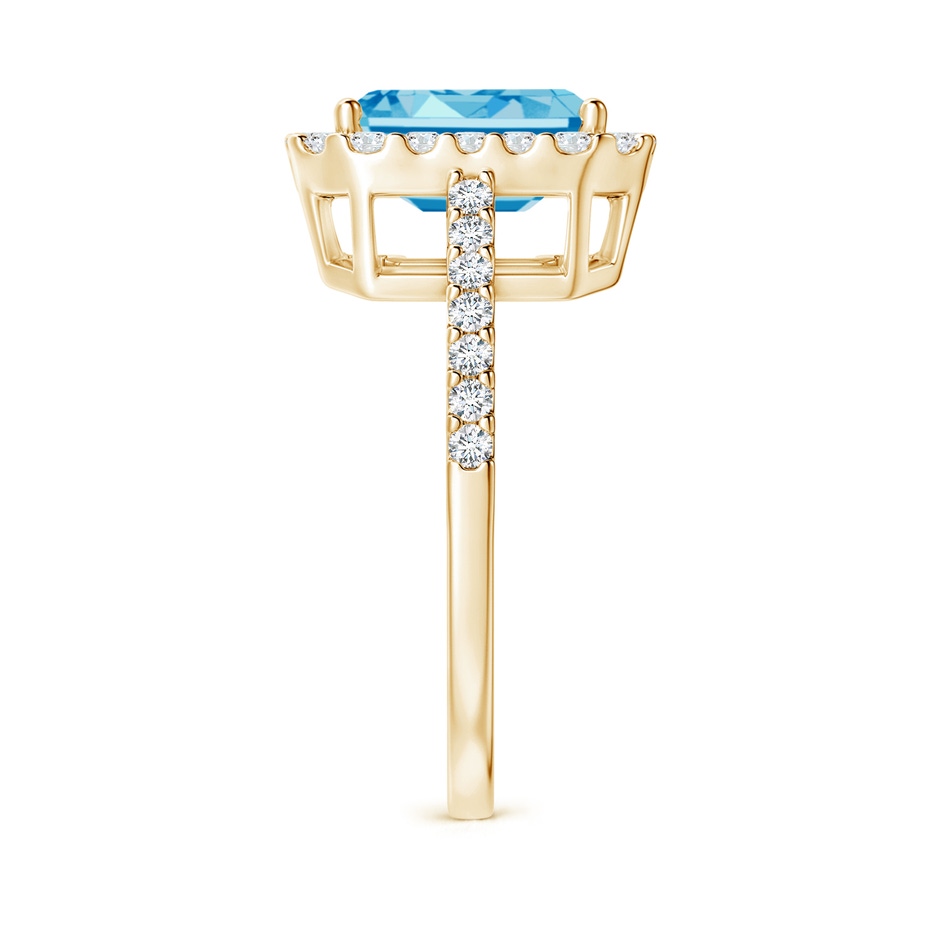 7x5mm AAAA Emerald-Cut Fancy Intense Blue Diamond Halo Ring in Yellow Gold side 299