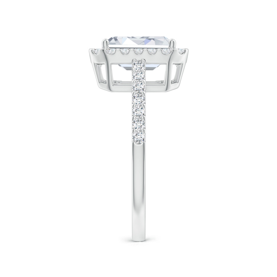 7x5mm GVS2 Emerald-Cut Diamond Halo Ring in P950 Platinum side 299