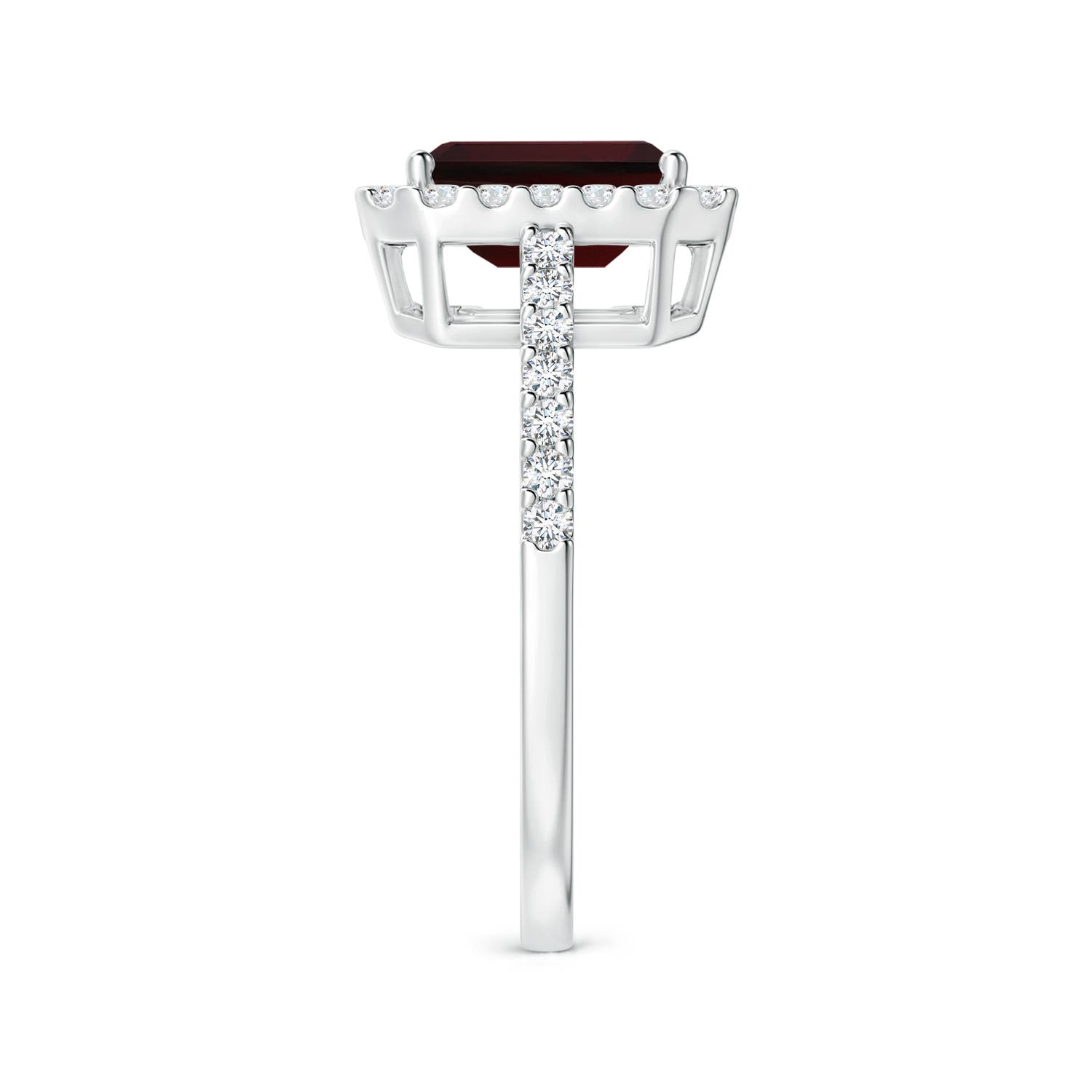 A - Garnet / 2.21 CT / 14 KT White Gold