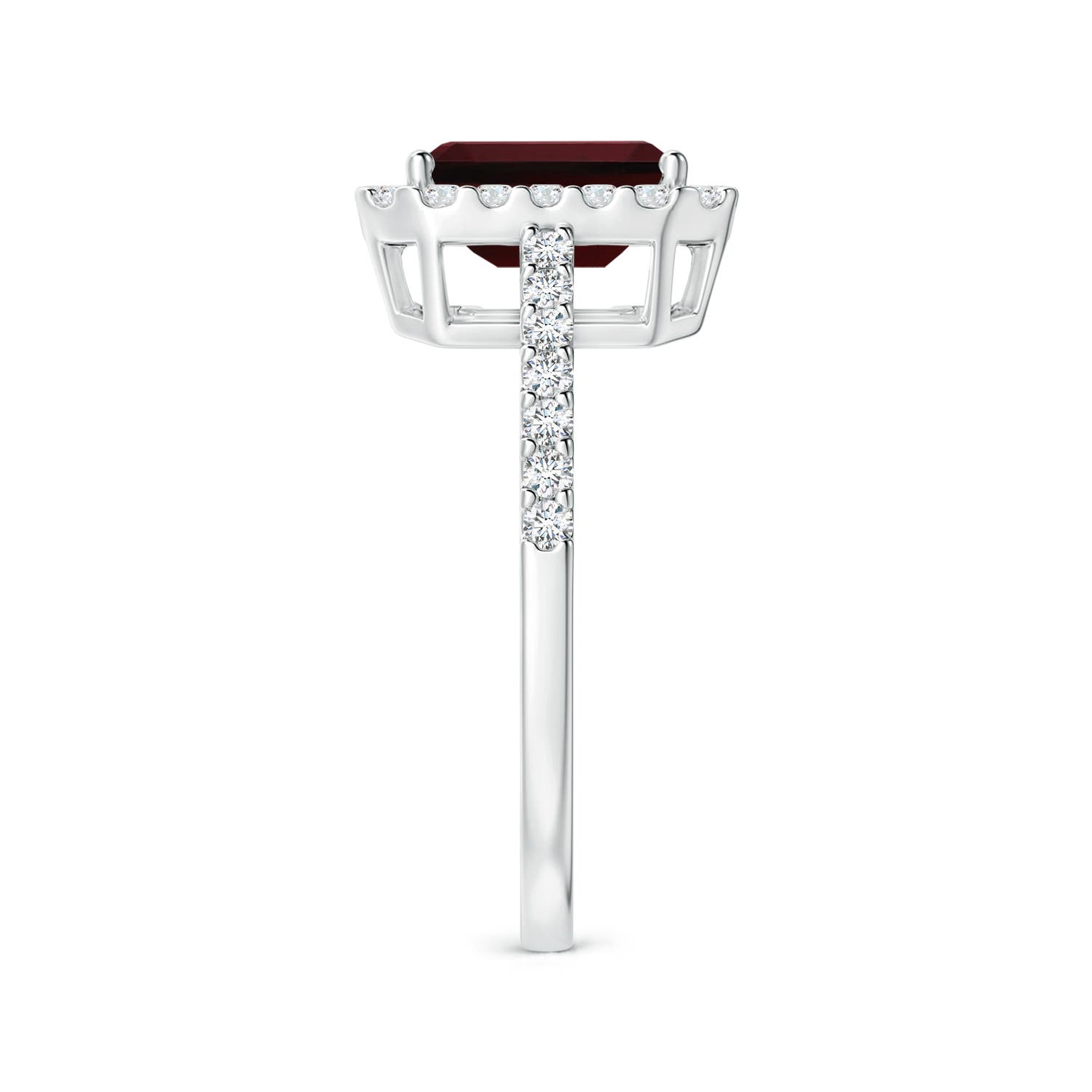 AAA - Garnet / 2.21 CT / 14 KT White Gold