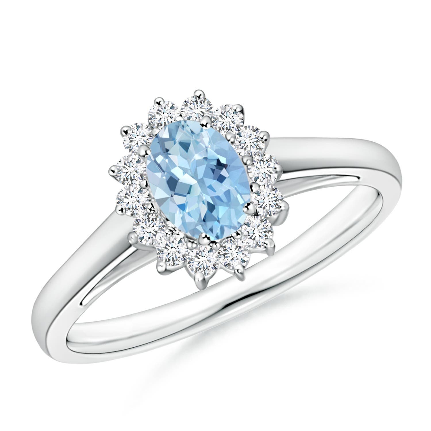 AAA - Aquamarine / 0.6 CT / 14 KT White Gold