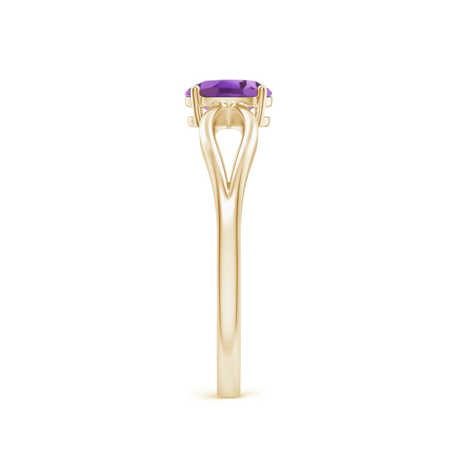 6x4mm A Prong-Set Solitaire Amethyst Split Shank Ring in Yellow Gold body-hand