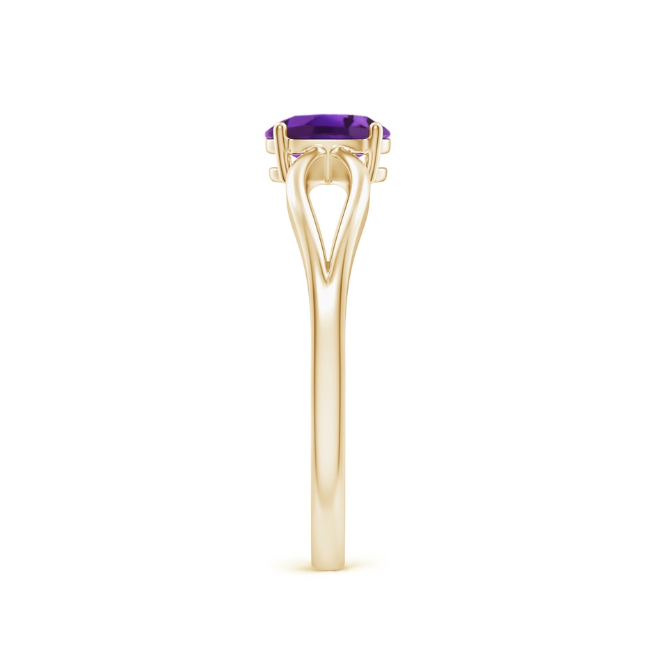 6x4mm AAAA Prong-Set Solitaire Amethyst Split Shank Ring in Yellow Gold body-hand