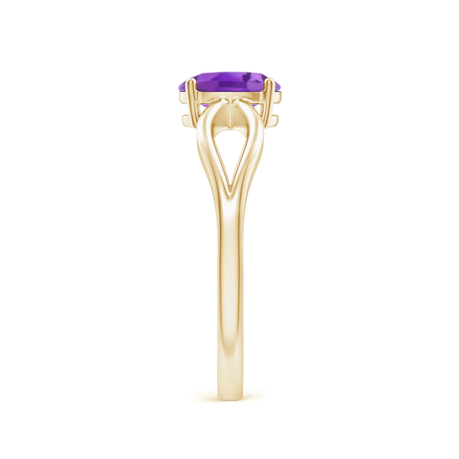 AA - Amethyst / 0.7 CT / 14 KT Yellow Gold