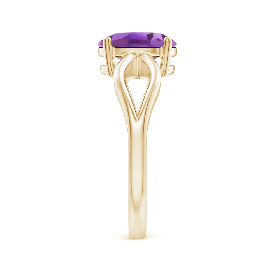 9x7mm A Prong-Set Solitaire Amethyst Split Shank Ring in Yellow Gold body-hand