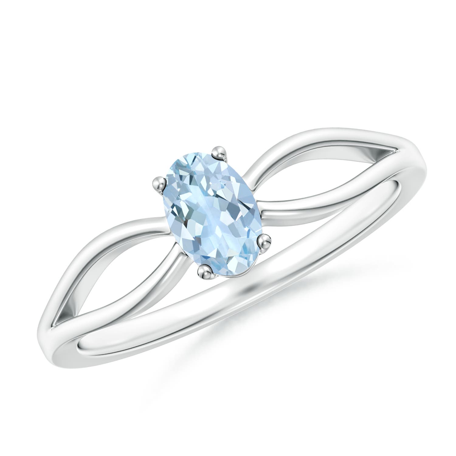 AA - Aquamarine / 0.4 CT / 14 KT White Gold