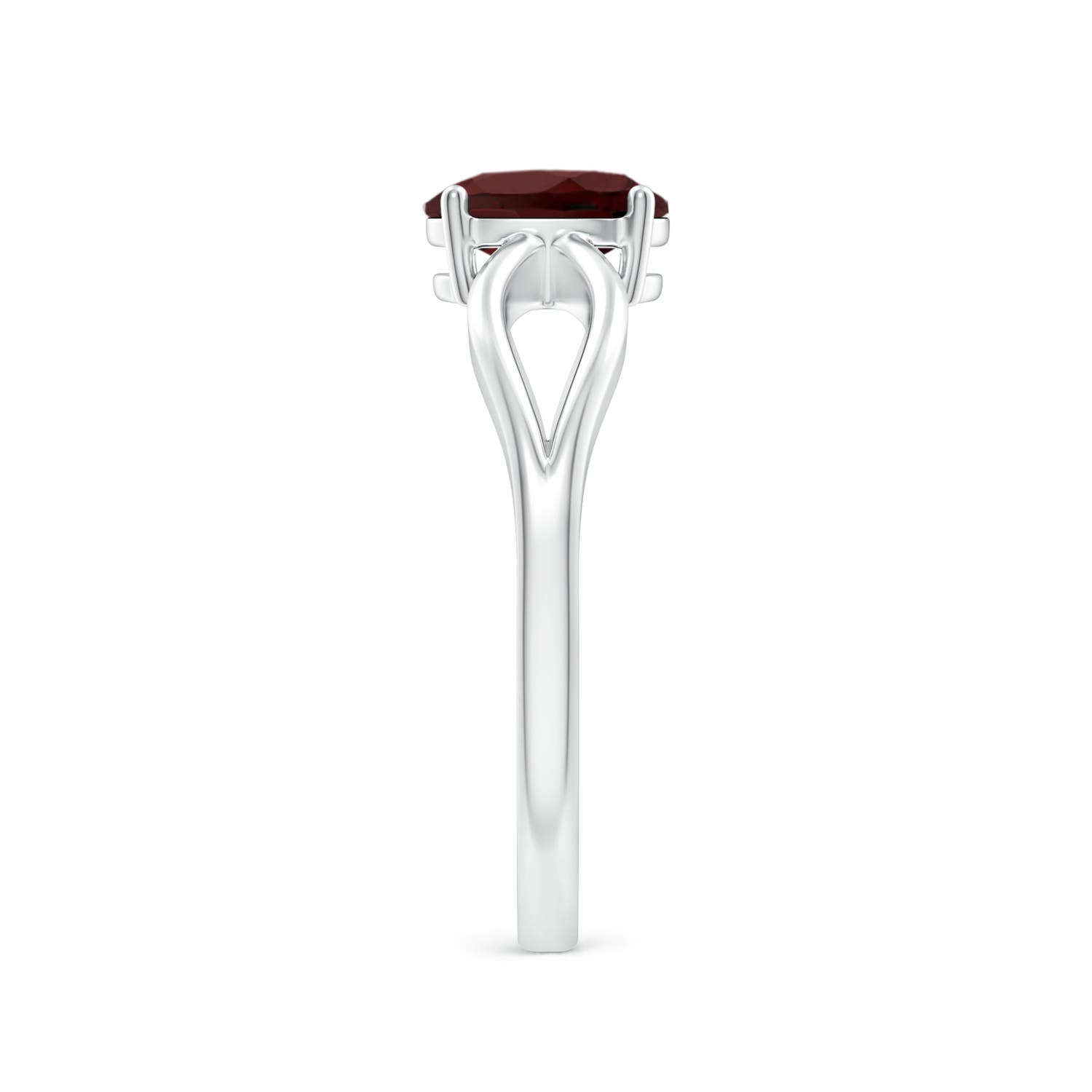 AA - Garnet / 0.9 CT / 14 KT White Gold