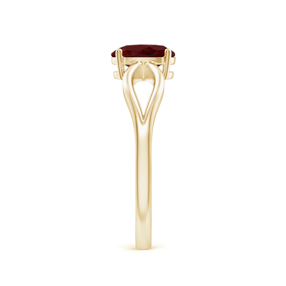 7x5mm AAA Prong-Set Solitaire Garnet Split Shank Ring in Yellow Gold side-2