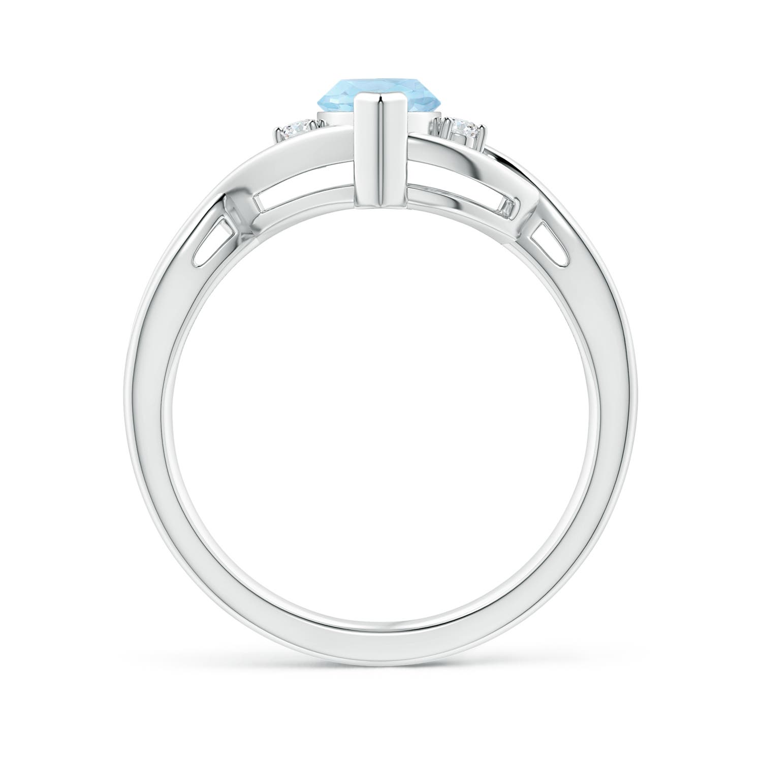 AA - Aquamarine / 0.88 CT / 14 KT White Gold