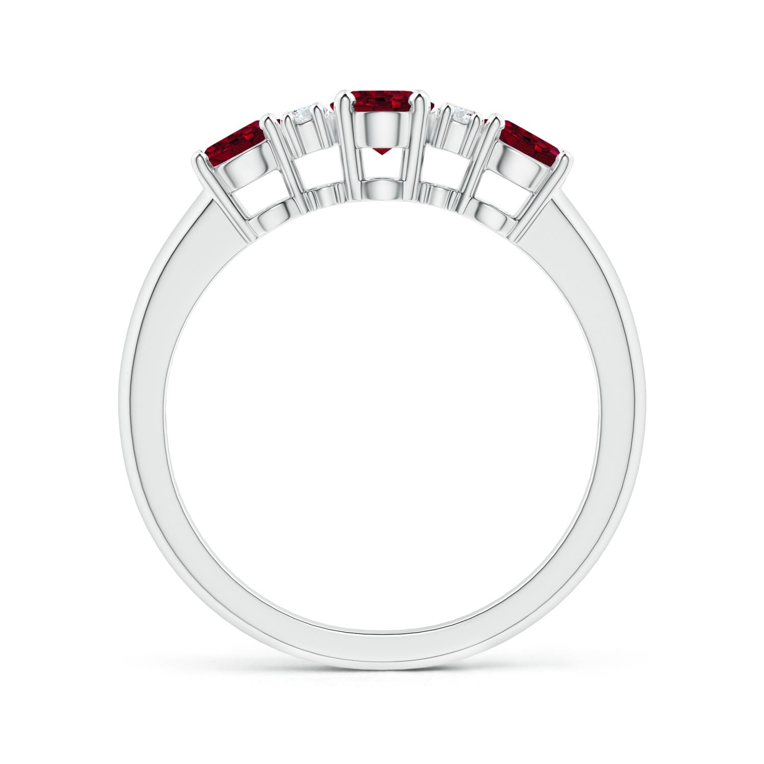 AA - Garnet / 1.59 CT / 14 KT White Gold