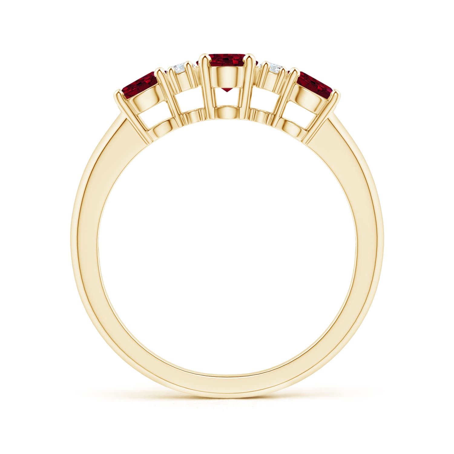 AA - Garnet / 1.59 CT / 14 KT Yellow Gold