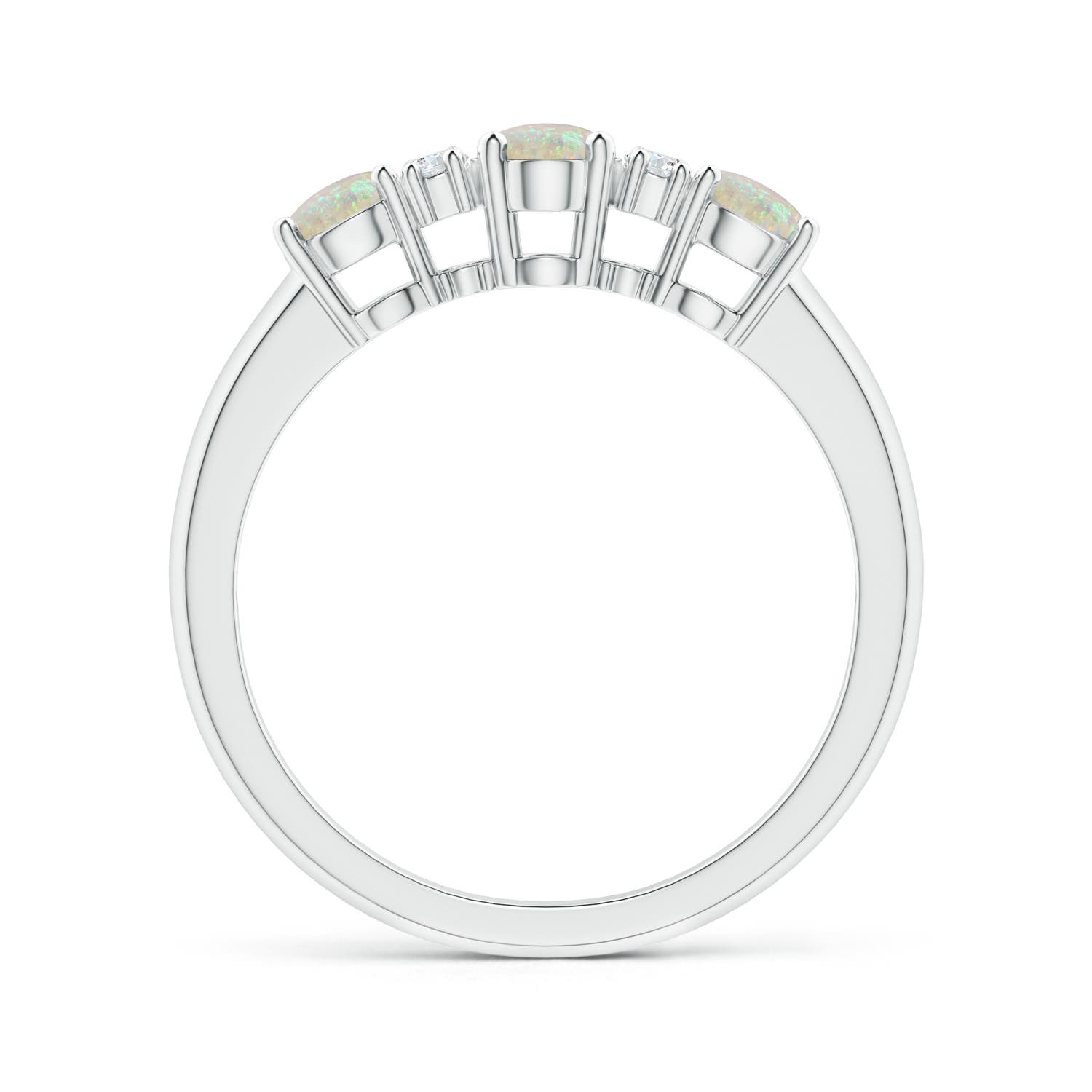 AAA - Opal / 0.88 CT / 14 KT White Gold