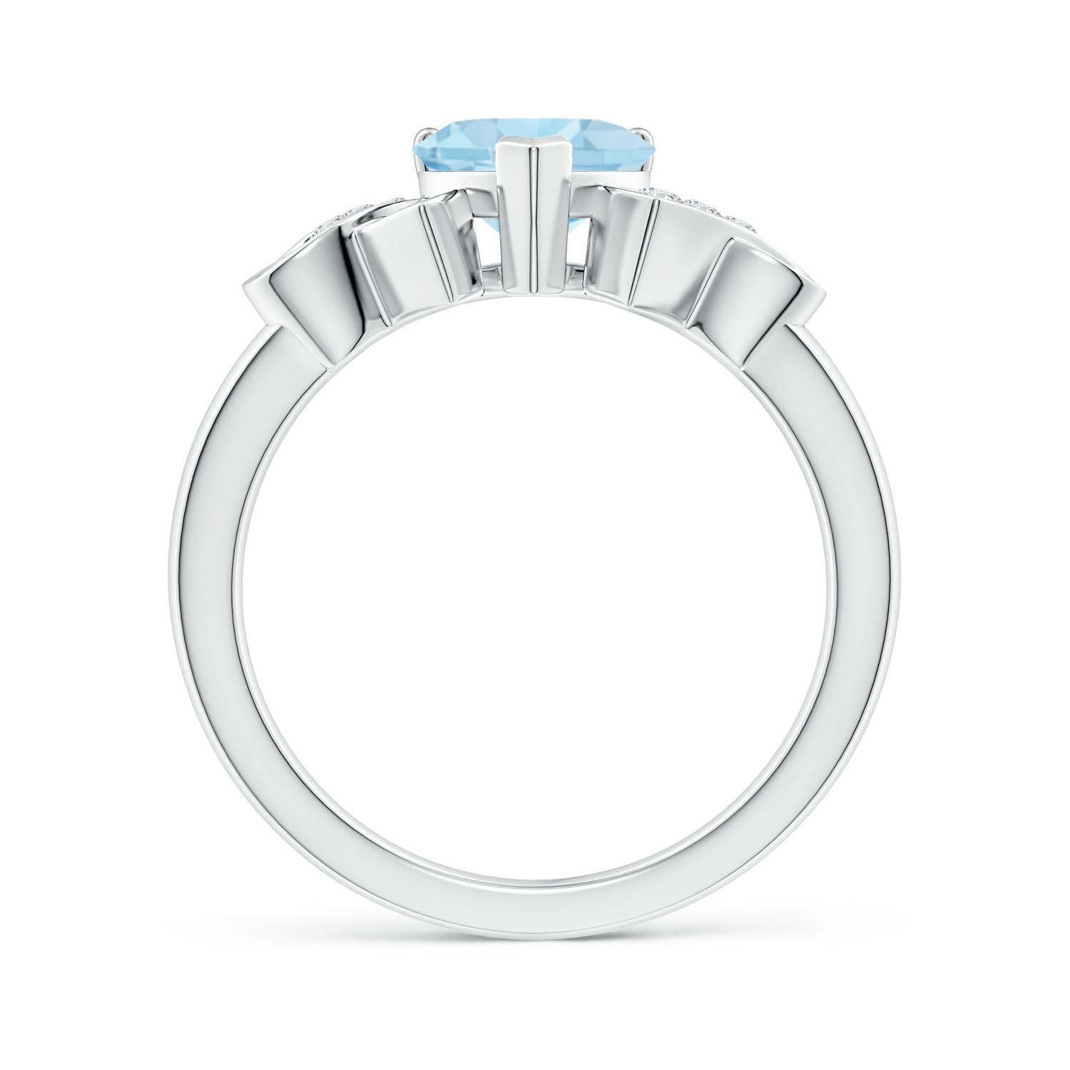 AAA - Aquamarine / 0.97 CT / 14 KT White Gold