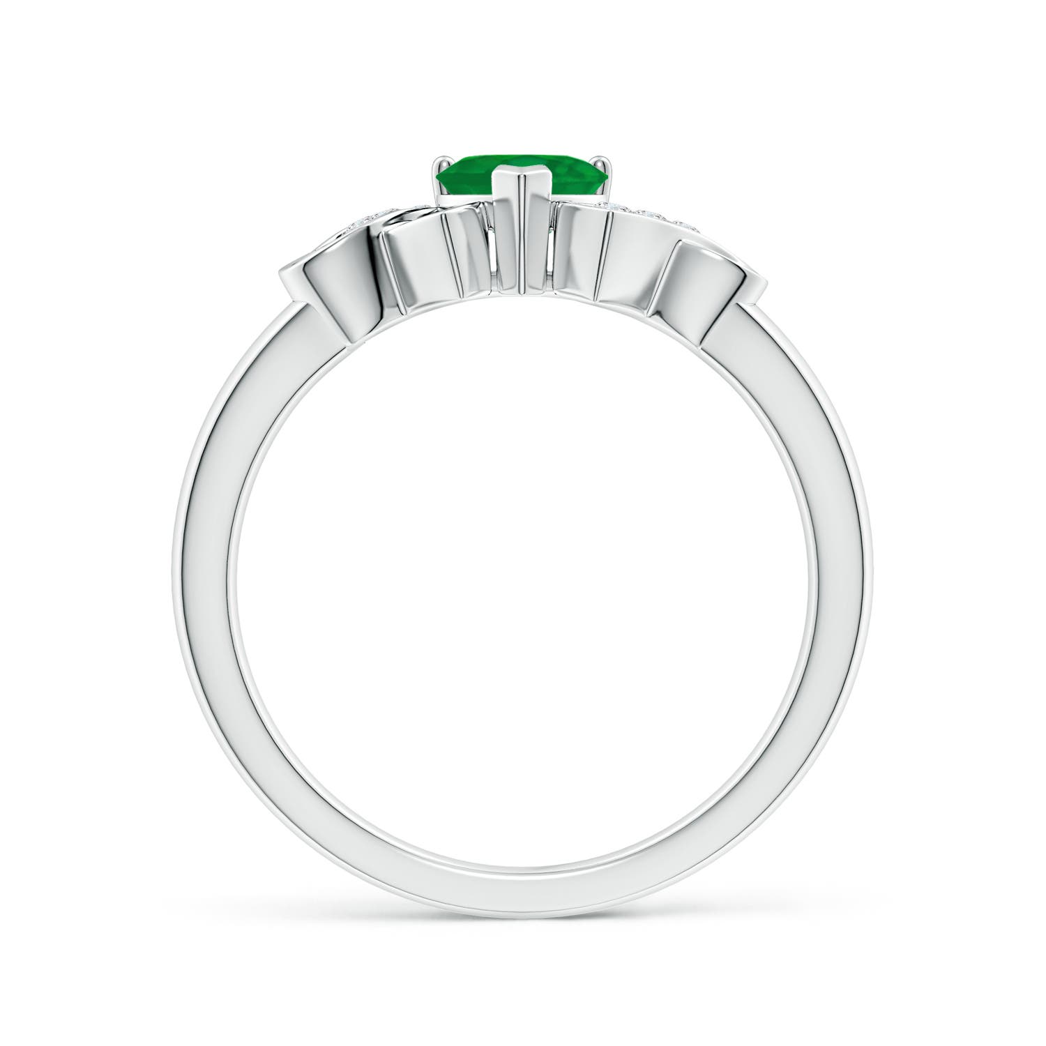 AA - Emerald / 0.46 CT / 14 KT White Gold