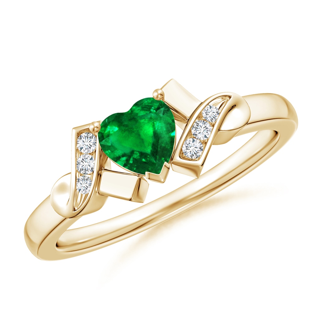 5mm AAAA Solitaire Emerald Heart Ring with Diamond Accents in Yellow Gold