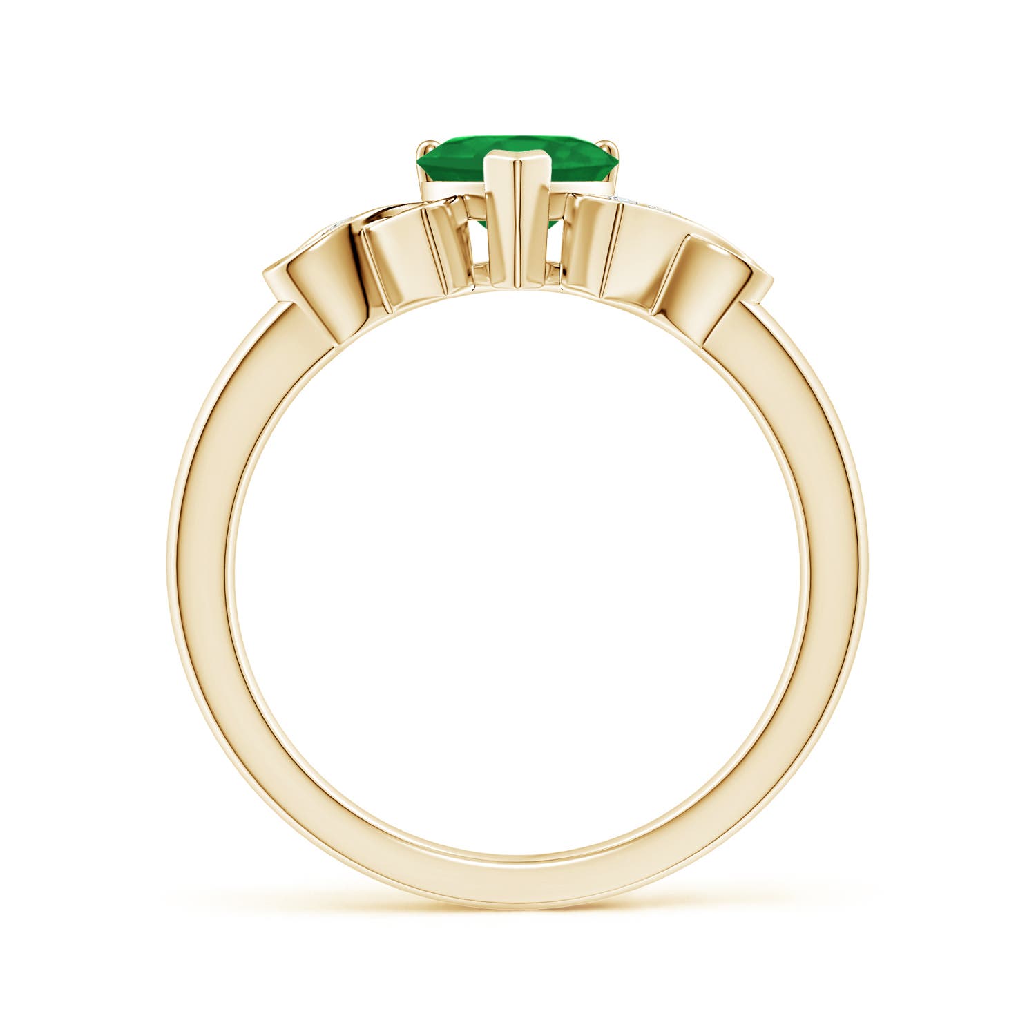 A - Emerald / 0.66 CT / 14 KT Yellow Gold