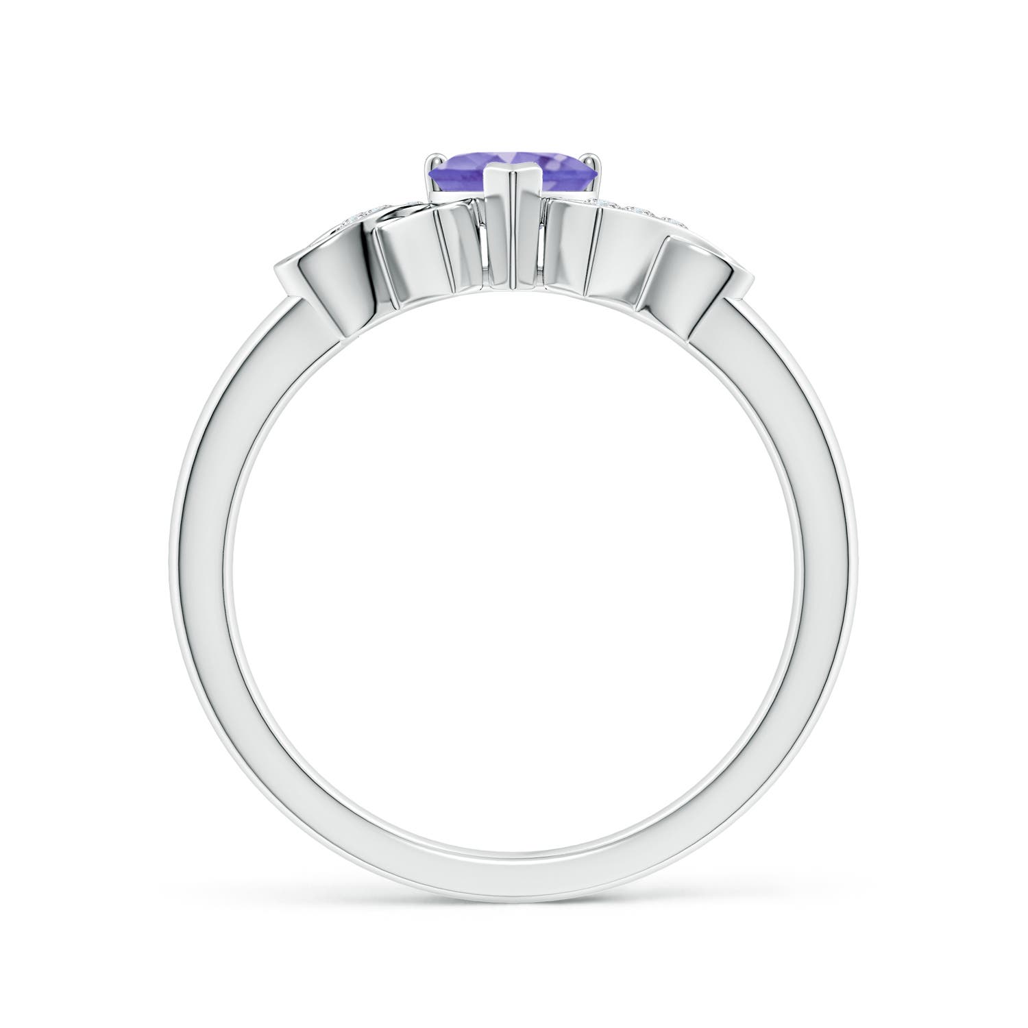 AA - Tanzanite / 0.46 CT / 14 KT White Gold