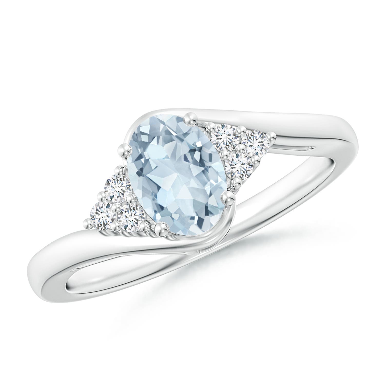 A - Aquamarine / 0.71 CT / 14 KT White Gold