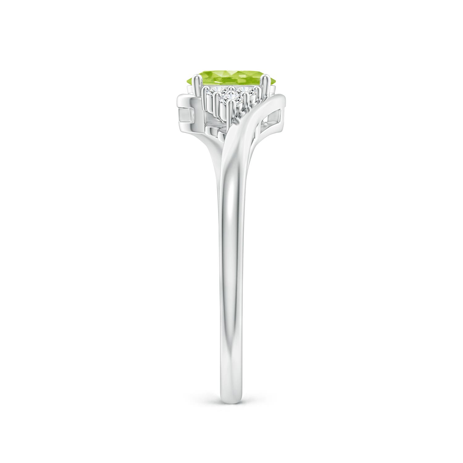 AA - Peridot / 0.56 CT / 14 KT White Gold