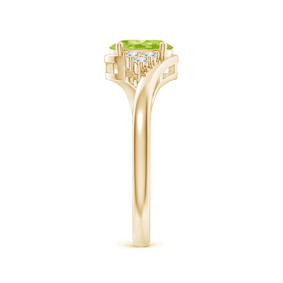 7x5mm AA Oval Peridot Bypass Ring with Trio Diamond Accents in Yellow Gold side-2