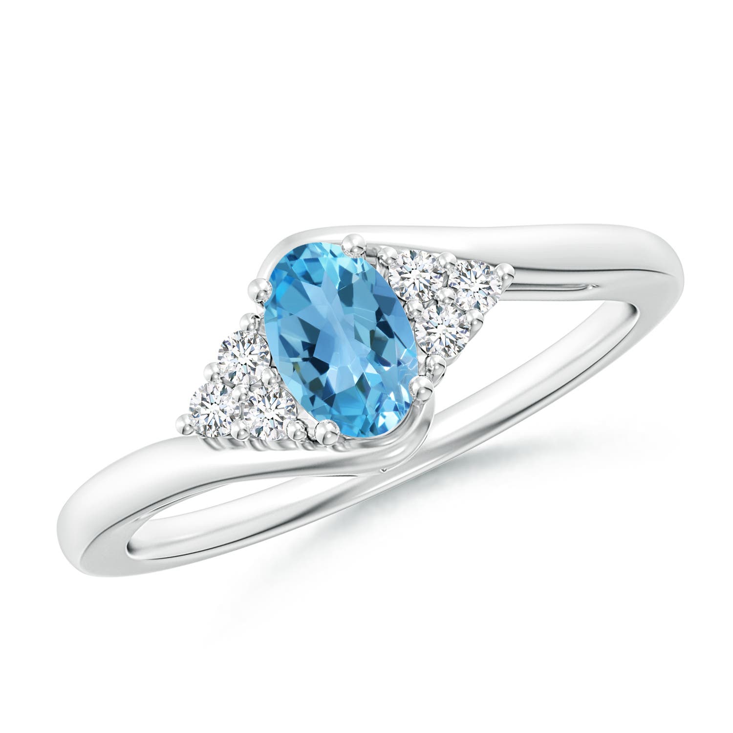 AA - Swiss Blue Topaz / 0.62 CT / 14 KT White Gold