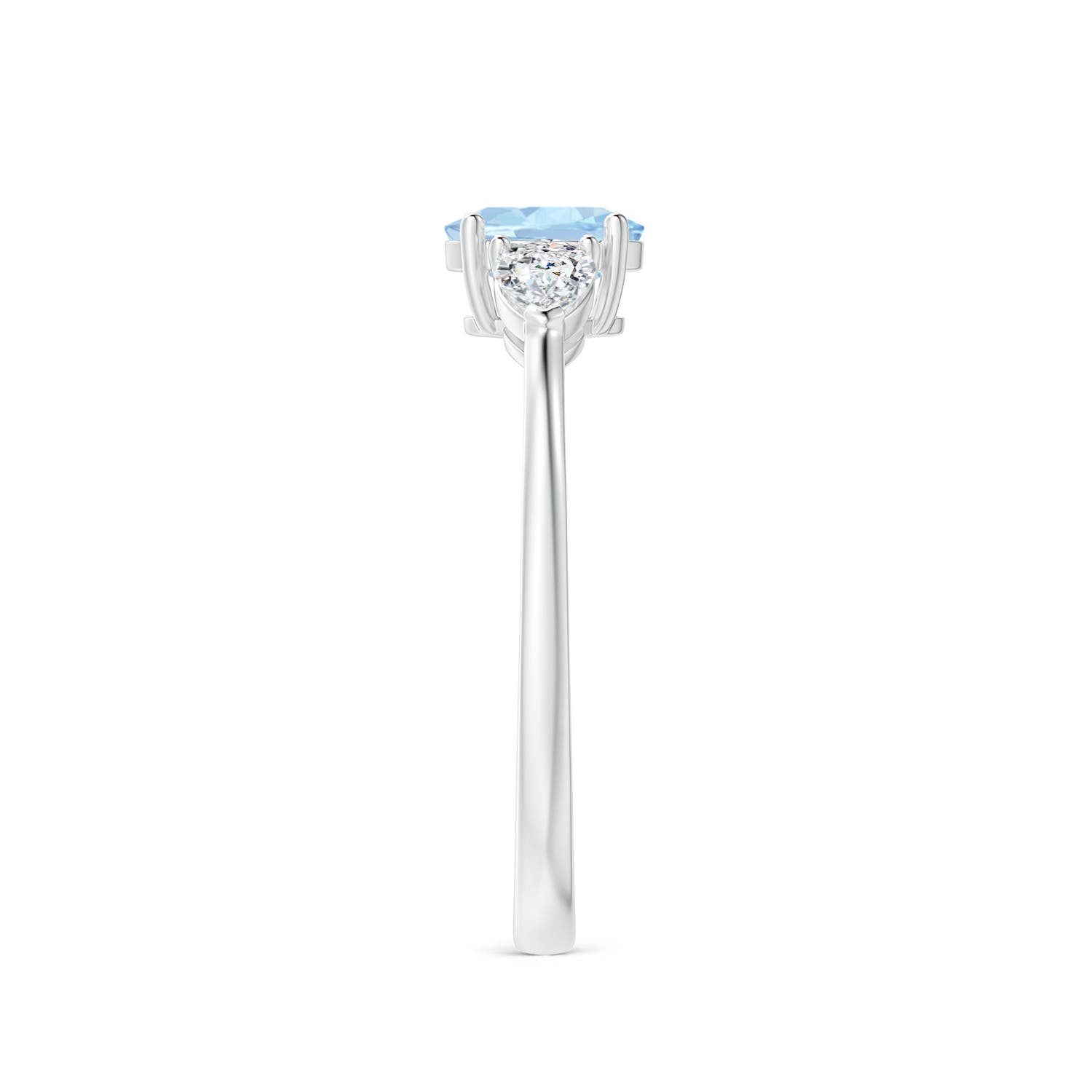 AA - Aquamarine / 0.8 CT / 14 KT White Gold