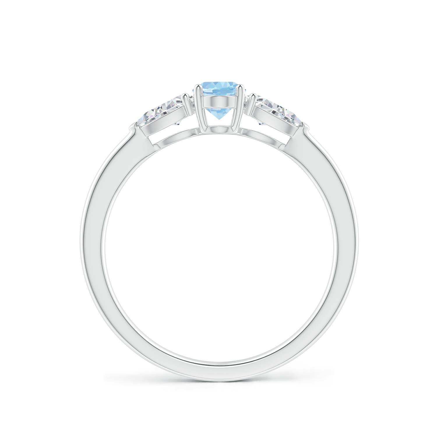 AAA - Aquamarine / 0.8 CT / 14 KT White Gold