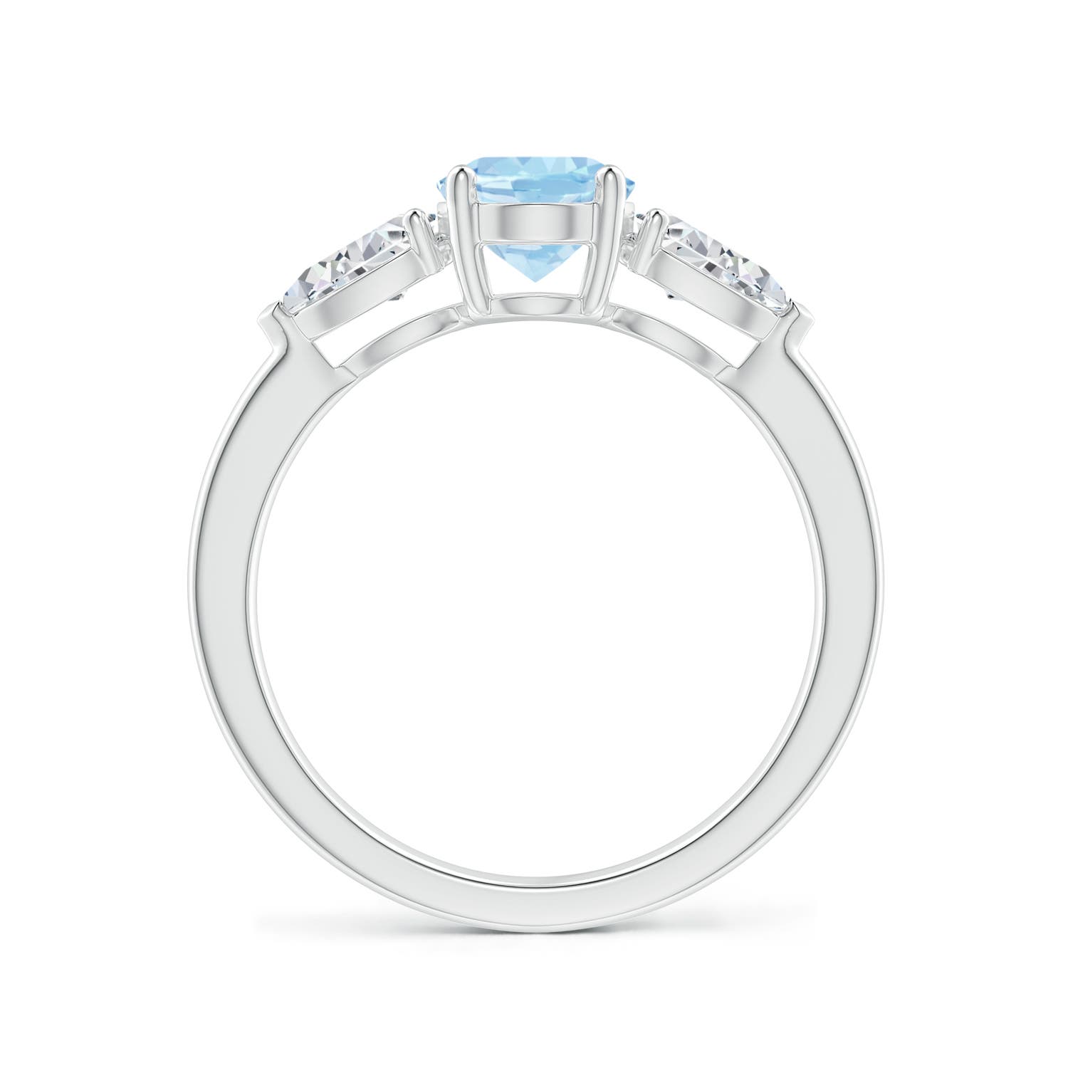 AAA - Aquamarine / 1.8 CT / 14 KT White Gold