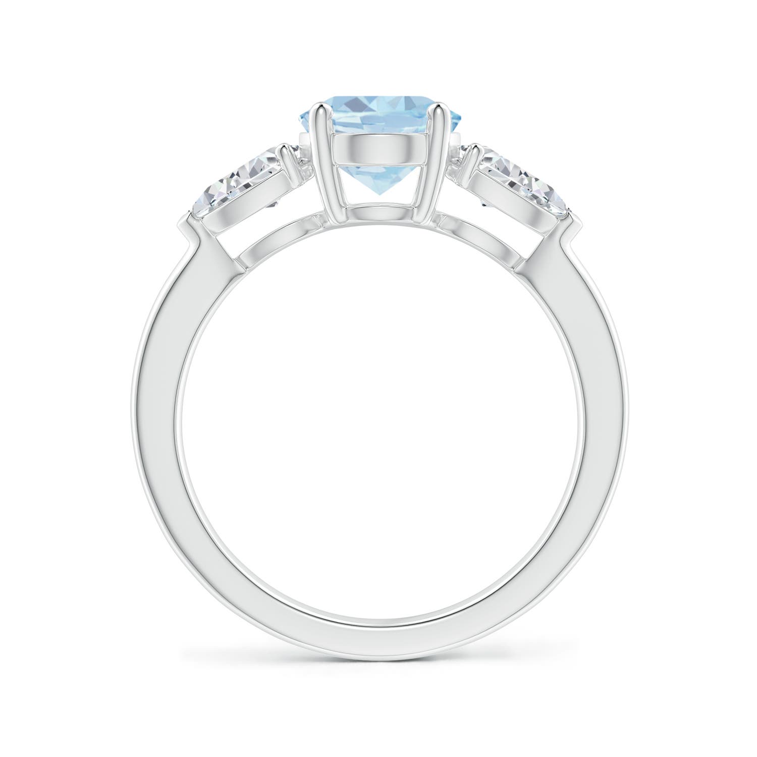 A - Aquamarine / 2.3 CT / 14 KT White Gold