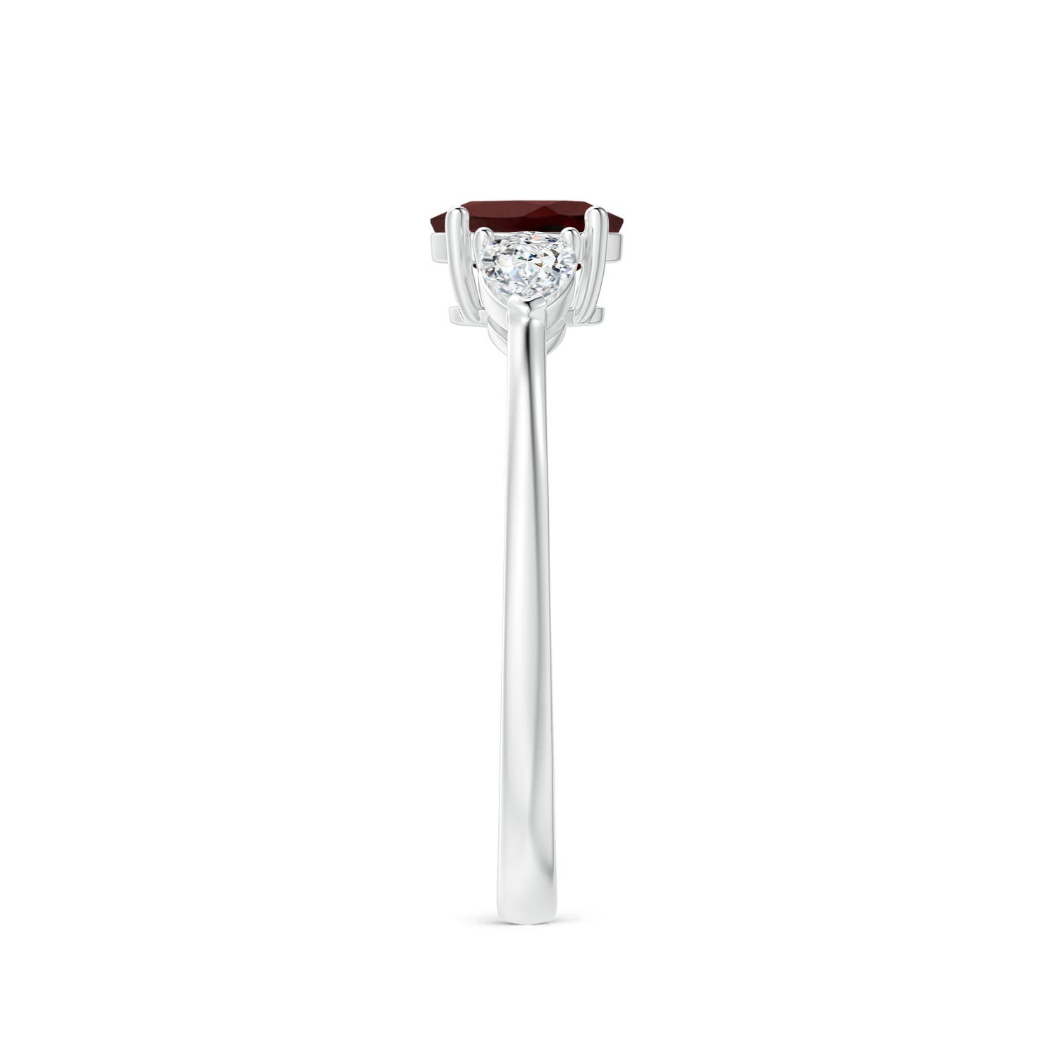 AA - Garnet / 0.95 CT / 14 KT White Gold