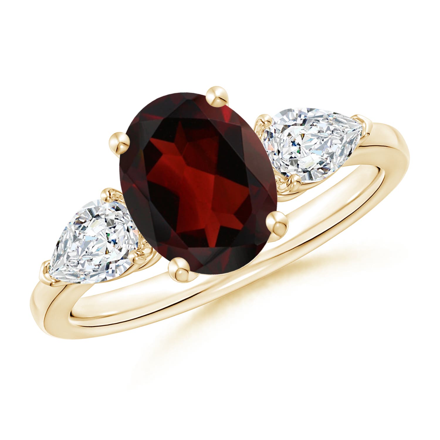 AA - Garnet / 2.8 CT / 14 KT Yellow Gold