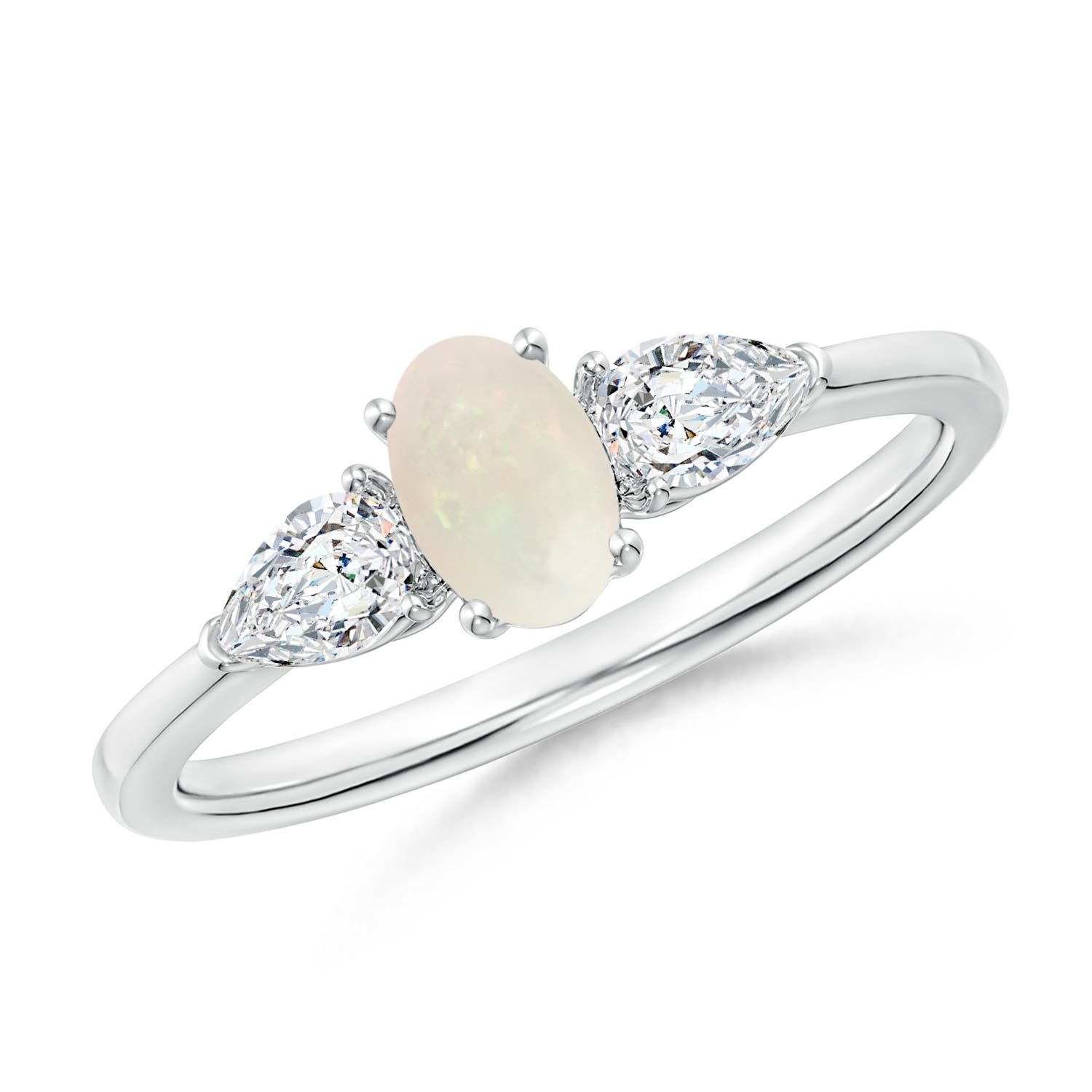 A - Opal / 0.68 CT / 14 KT White Gold