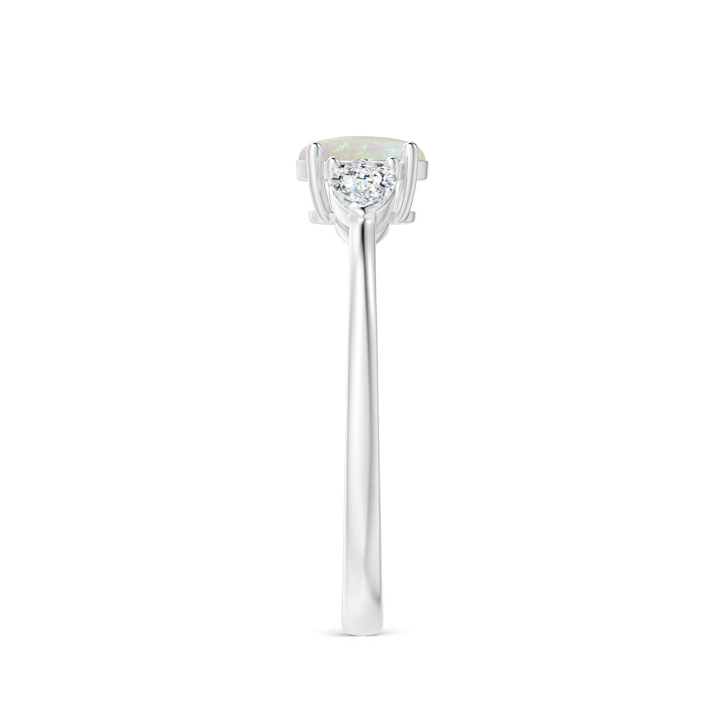 AA - Opal / 0.68 CT / 14 KT White Gold