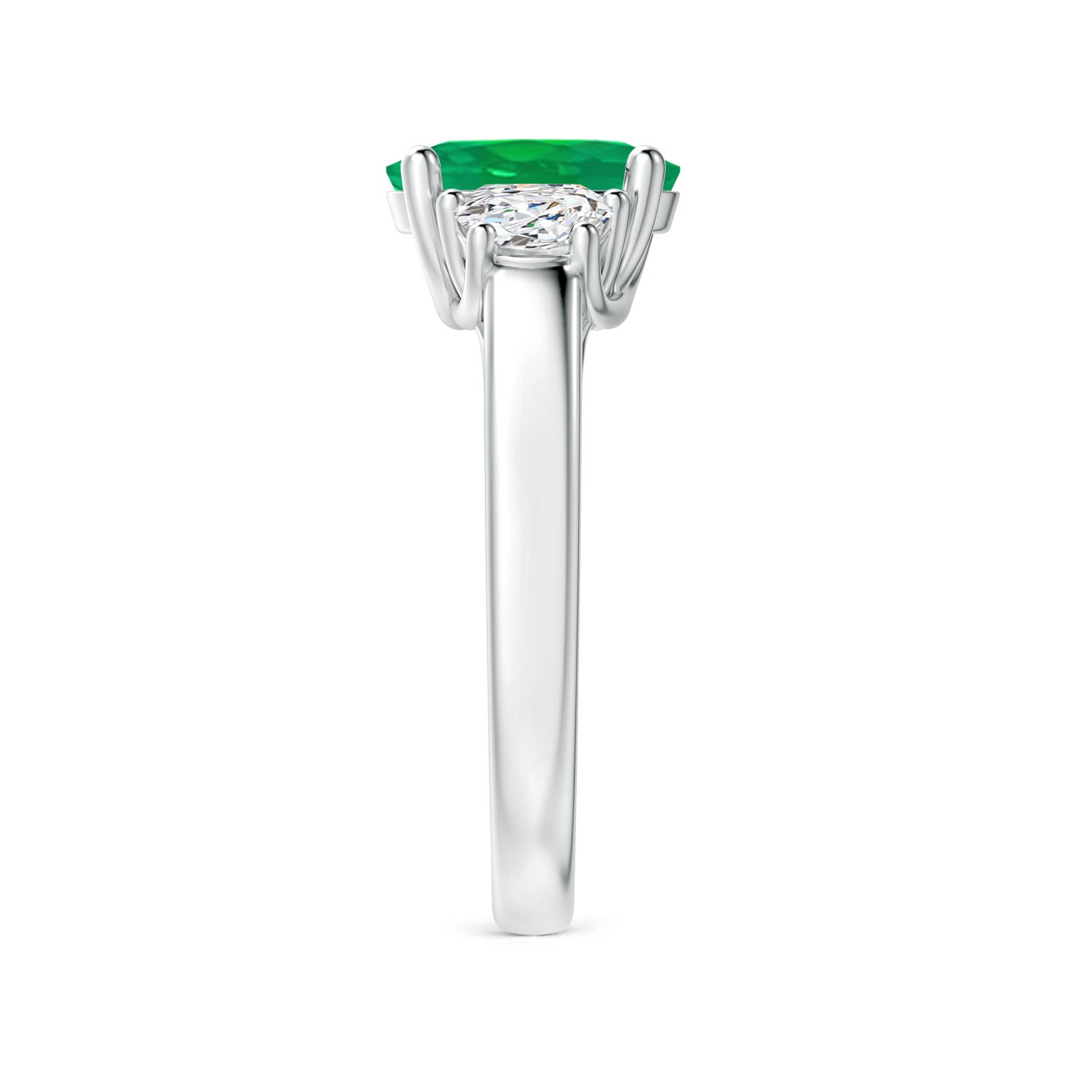 AA - Emerald / 1.96 CT / 14 KT White Gold