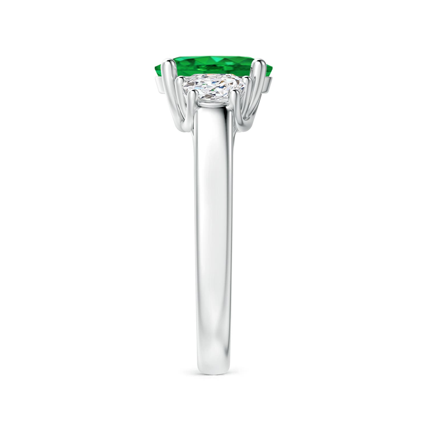 AAA - Emerald / 1.96 CT / 14 KT White Gold