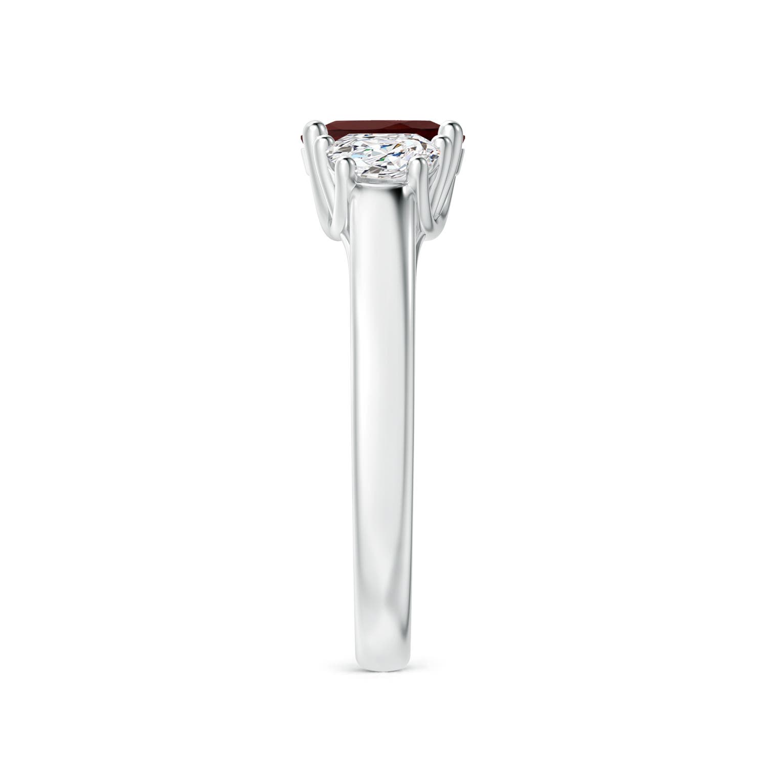 AA - Garnet / 1.22 CT / 14 KT White Gold