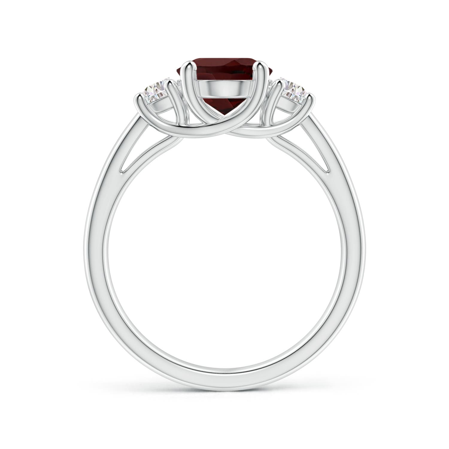 AA - Garnet / 2.32 CT / 14 KT White Gold