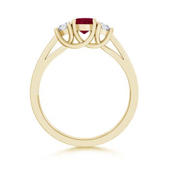 A - Ruby / 1.32 CT / 14 KT Yellow Gold