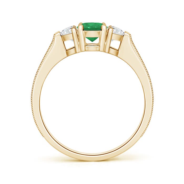 A - Emerald / 1.33 CT / 14 KT Yellow Gold