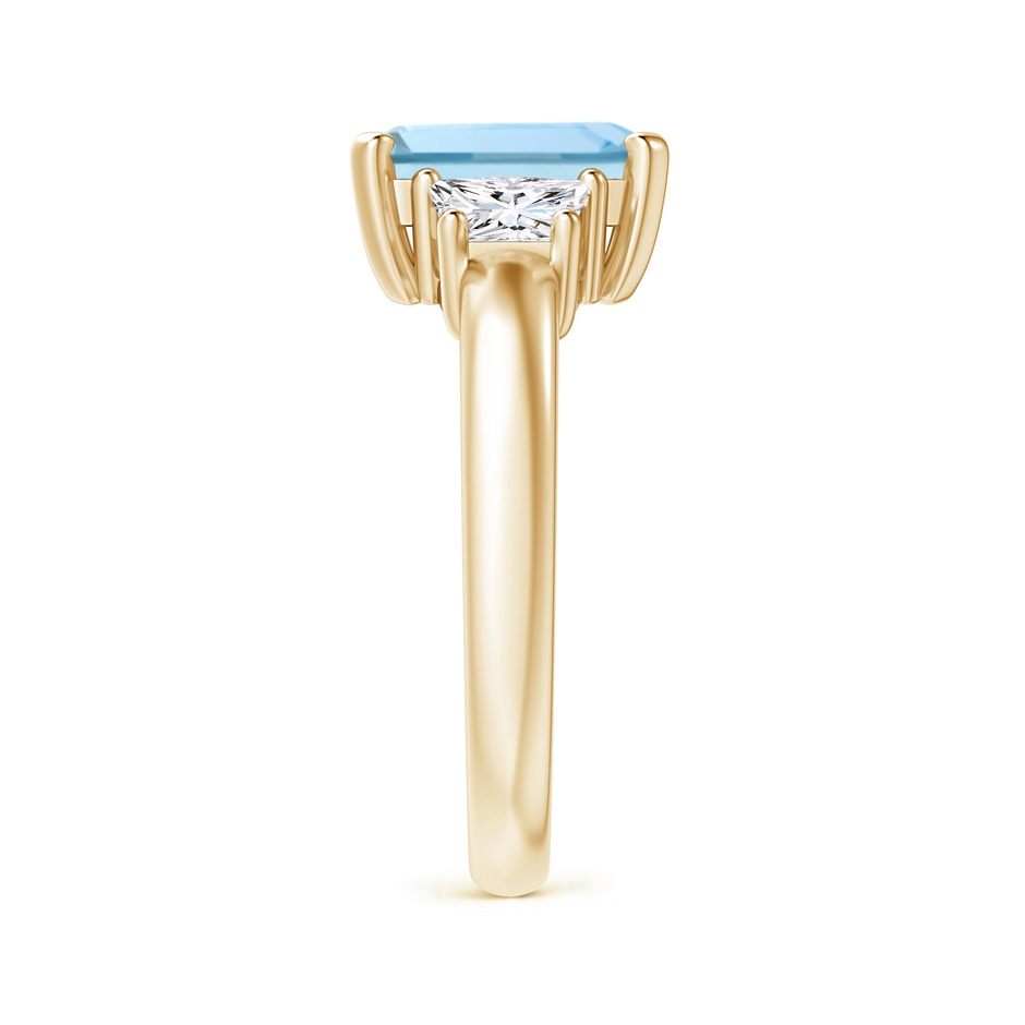 9x7mm AAA Aquamarine and Diamond Three Stone Ring in Yellow Gold side 2