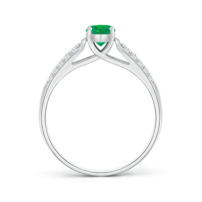 AA - Emerald / 0.68 CT / 14 KT White Gold