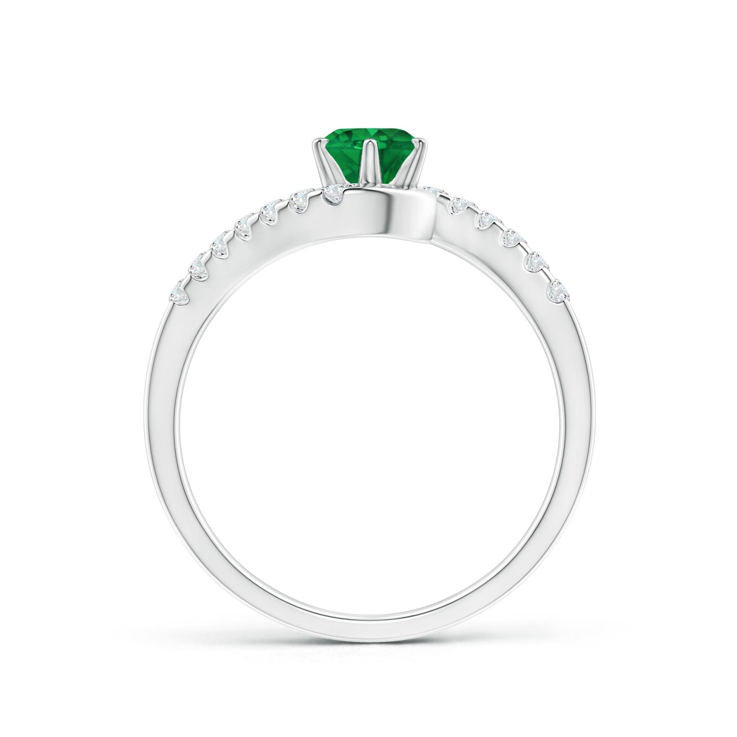 AAA - Emerald / 0.62 CT / 14 KT White Gold