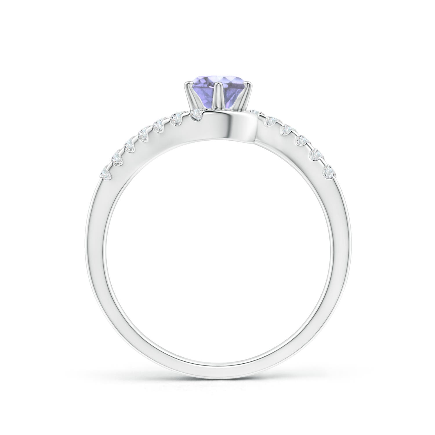 A - Tanzanite / 0.67 CT / 14 KT White Gold